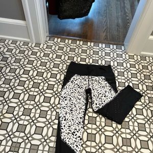 Athleta Pattern Legging